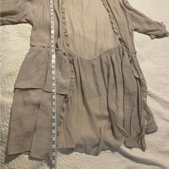 Altar’d State size Small Lagenlook Neutral Ruffle Boho Lightweight Cardigan - Picture 9 of 9
